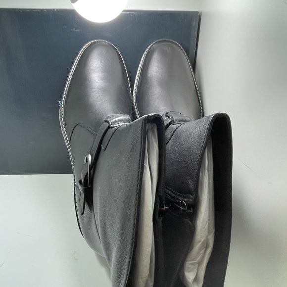 BNIB Bernardo Scout Combat Boot Black - Picture 13 of 14